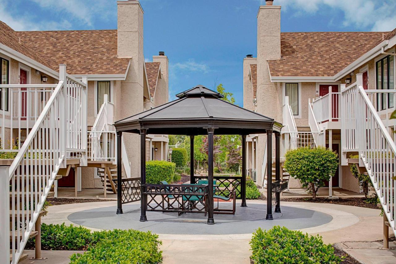Sacramento Cal Expo Hotel 3*